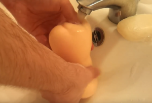 Onahole Rinsing